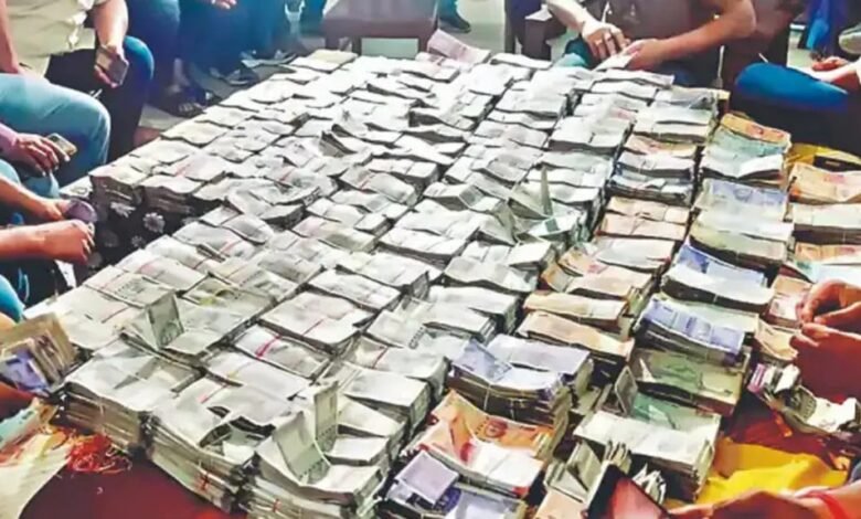 BJP MLA : भाजपा विधायक गिरफ्तार…8 करोड़ 23 लाख कैश मिला घर पर