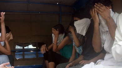 SEX RACKET: छत्तीसगढ़ में स्पा सेंटर की आड़ में चल रहा था देह का व्यापार, आपत्तिजनक हालत में दबोचे गए कई लड़के और लड़कियां