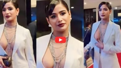 Poonam Pandey Viral Video : सिर्फ ब्लेजर पहन अवॉर्ड शो में पहुंचीं पूनम पांडे, फैंस ने किया फिर से ट्रोल