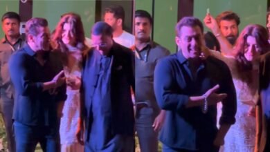 ‘All Girls Should Be Covered’ Salman Khan Has A Strict Dress Code For Women On His Sets. Salman Khan had a rule on the set against girls wearing low necklines or revealing clothes, says Palak Tiwari, here’s why