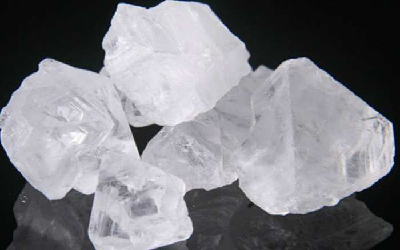 Skin Care Tips : चेहरे में चाहिए एक्सट्रा निखार, तो फिटकरी का करे उपयोग, जानें कैसे करें इस्तमाल…