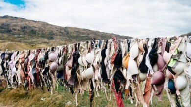 Bra City : यहा महिलाएं उतार देती है अपना Bra… वजह जान कर उड़ जायेंगे आपके होश