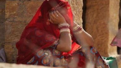 शादी के दौरान दुल्हन ने बारातियों से की अजीब अपील, कहा- जो चाहे मेरे कपडे हटाकर मेरे साथ कर सकता है ये काम…