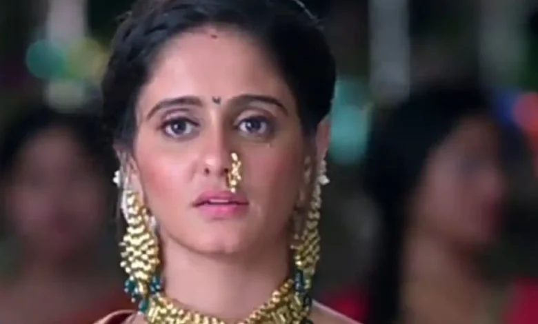 Ghum Hai Kisi Ke Pyar Mein: फैंस ने कहा सई को दोगली, मेकर्स का सई को अभी भी विराट के लिए प्यार दिखाना नहीं आ रहा पसंद