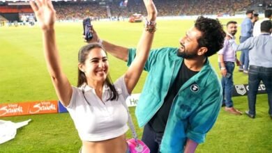 Sara Ali Khan:  शुभमन की टीम को हारते देख ऐसे खुशी से झूमी Sara , फैंस दे रहे रिएक्शन, देखें वीडियो