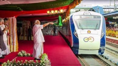 वंदे भारत ट्रेन की स्‍पीड से दौड़ रहा है यह रेल स्‍टॉक, आज बनाया 52-वीक हाई, 1 साल में पैसा हुआ 3 गुना