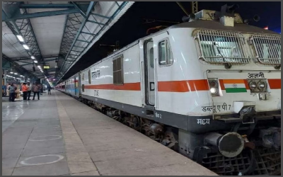 India’s Largest Railway Junction: ये है भारत का सबसे बड़ा रेलवे जंक्शन, यहां से आपको मिलेगी हर रुट के लिए ट्रेन, जानिए इसकी खासियत India’s Largest Railway Junction: ये है भारत का सबसे बड़ा रेलवे जंक्शन, यहां से आपको मिलेगी हर रुट के लिए ट्रेन, जानिए इसकी खासियत