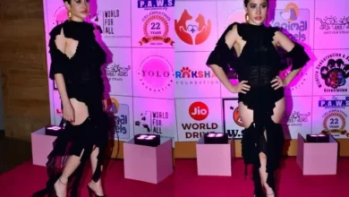 Urfi Javed ने पहनी फटी हुई ड्रेस, लोगों ने कहा ये कचरा क्यों पहना, वीडियो वायरल Urfi Javed ने पहनी फटी हुई ड्रेस, लोगों ने कहा ये कचरा क्यों पहना, वीडियो वायरल