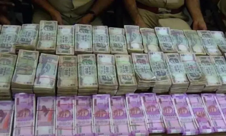 Income Tax Raid: इनकम टैक्स ने पहली बार किया AI का इस्तेमाल, पकड़ा 400 करोड़ का घोटाला जाने पूरी जानकारी