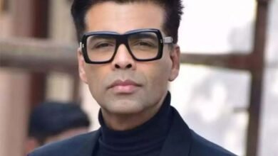 Karan Johar : इस मशहूर डायरेक्टर की 7 फिल्में रिलीज होने को तैयार, बायकॉट आर्मी ने कहा हम भी देख लेंगे Karan Johar : इस मशहूर डायरेक्टर की 7 फिल्में रिलीज होने को तैयार, बायकॉट आर्मी ने कहा हम भी देख लेंगे