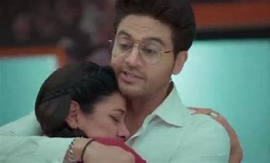 Anupama 24 June Written Update: माया को लात मारकर पागलखाने भेजने के बाद अब अनुज लाना चाहता है अनुपमा को अपनी ज़िन्दगी में वापस