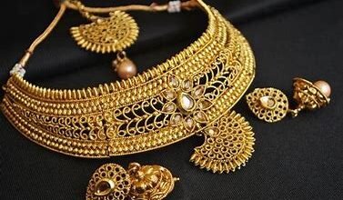 Gold and Silver Today: सोना- चांदी खरीदने का सही मौका, जाने आज का ताजा भाव