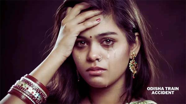 Odisha train Accidents: हादसे के बाद लाश से लिपटकर घंटों रोई,  फिर लालच की खुल गई पोल