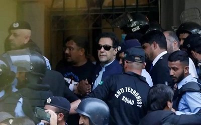 कोर्ट के सामने रोये पूर्व प्रधानमंत्री इमरान कहा, मेरी जान को खतरा