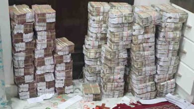 250 करोड़ RAID का खजाना: देखें कैसे अलमारियों-दीवारों ने उगली 250 करोड़ दौलत, बेडरुम में छुपा था तहखाने का रास्ता