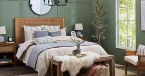 Vastu Tips : बेडरूम के इस दिशा में बेड रखने से आएगी चैन की नींद, और रहेंगे स्वस्थ
