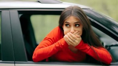 Fact : सफर के दौरान  किताब पढ़ने पर क्‍यों आ जाती उल्‍टी? सब सिग्‍नल का खेल ,जान‍िए क्‍या कहते है एक्‍सपर्ट .