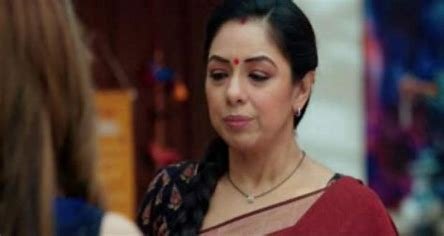 Anupama 3 July Written Update: माया को अपने किए हुए सारे पापों का हुआ एहसास, अनुपमा के पैरों में गिरकर मांगी उससे माफ़ी Anupama 3 July Written Update: माया को अपने किए हुए सारे पापों का हुआ एहसास, अनुपमा के पैरों में गिरकर मांगी उससे माफ़ी