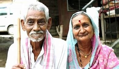 Senior citizen: सीनियर सिटीजन कार्ड ऑनलाइन बनवाएं, मिलने वाली सुविधाएं और फायदे