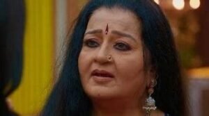Anupama Spoiler: मालती देवी ने अनुपमा के पैर पकड़के मांगी उससे माफ़ी, अमेरिका न जाकर अपनी बेटी की जान बचाने की विंनती की फैसले पर पछतावा करती है और अनुपमा को उसके अनुबंध से मुक्त कर देती है।