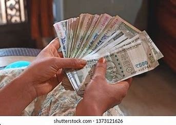 Earn Money Online: ऑनलाइन पैसे कैसे कमाएं इस सवाल का जवाब, बस करना है ये छोटा सा काम