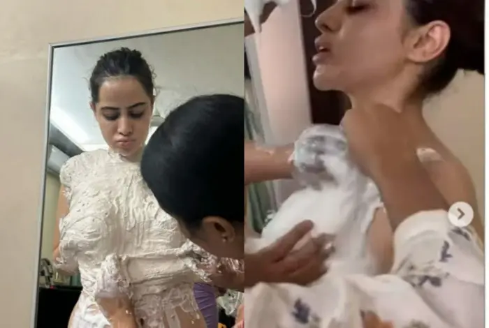 Urfi Javed: उर्फी जावेद के प्राइवेट पार्ट्स को प्लास्टर से मलते हुए दिख रहे ये लोग, अब कोनसा नया रूप दिखने वाली है उर्फी?