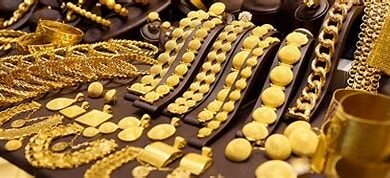 Gold Rate Today: सोने के भाव में आई जबरदस्त गिरावट, जाने आज का ताजा भाव Gold Rate Today: सोने के भाव में आई जबरदस्त गिरावट, जाने आज का ताजा भाव